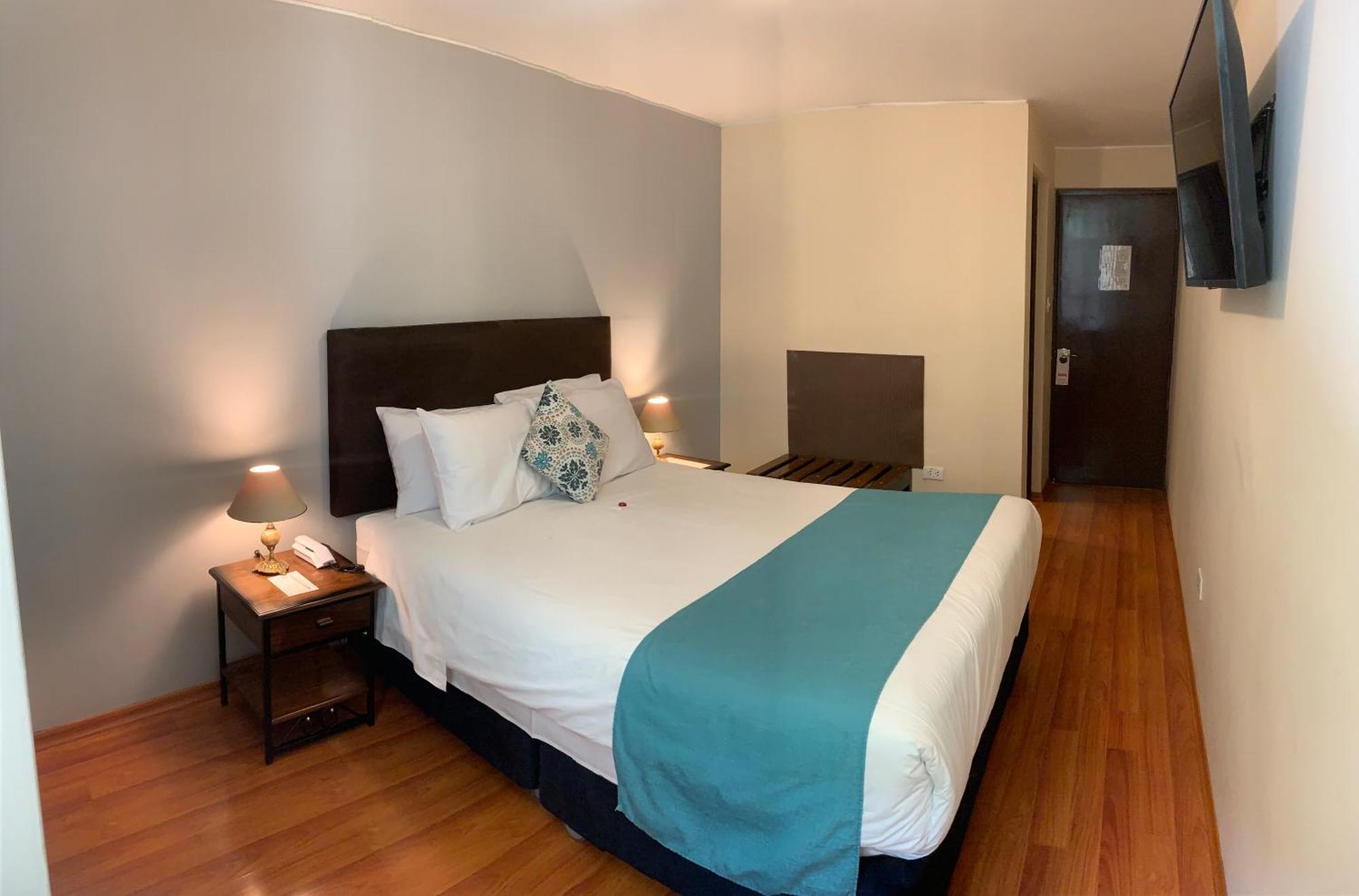 Tambos Colonial Hotel